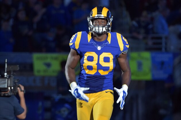 Nov 1, 2015; St. Louis, MO, USA; St. Louis Rams tight end Jared Cook (89) is introduced before the game against the San Francisco 49ers at the Edward Jones Dome. The Rams won 27-6. Mandatory Credit: Denny Medley-USA TODAY Sports