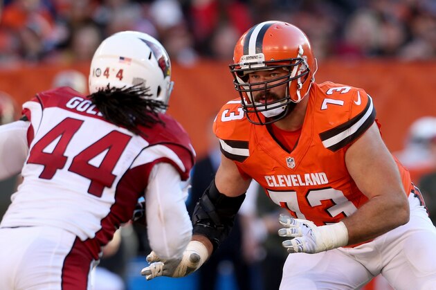 Cleveland Browns tackle Joe Thomas (73) against Arizona Cardinals outside linebacker Markus Golden (44) in the second half of an NFL football game, Sunday, Nov. 1, 2015, in Cleveland. (AP Photo/Ron Schwane)