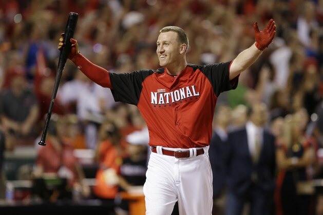 National League's Todd Frazier, of the Cincinnati Reds, reacts after winning the MLB All-Star baseball Home Run Derby, Monday, July 13, 2015, in Cincinnati. (AP Photo/Jeff Roberson)