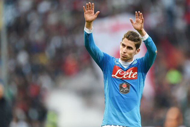 GENOA, ITALY - NOVEMBER 01:  Jorginho of Napoli in action during the Serie A match between Genoa CFC and SSC Napoli at Stadio Luigi Ferraris on November 1, 2015 in Genoa, Italy.  (Photo by Francesco Pecoraro/Getty Images)