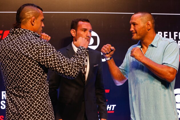 SAO PAULO, BRAZIL - NOVEMBER 05: Middle weight contender Vitor Belfort (L) and Dan Henderson pose for a photo during the Ultimate Media Day at Hilton Hotel for the UFC Fight Night Sao Paulo on November 05, 2015 in Sao Paulo, Brazil. (Photo by Alexandre Schneider/Zuffa LLC/Zuffa LLC via Getty Images)