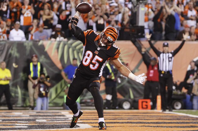 Cincinnati Bengals tight end Tyler Eifert celebrates after scoring a touchdown during the first half of an NFL football game against the Cleveland Browns, Thursday, Nov. 5, 2015, in Cincinnati. (AP Photo/Frank Victores)