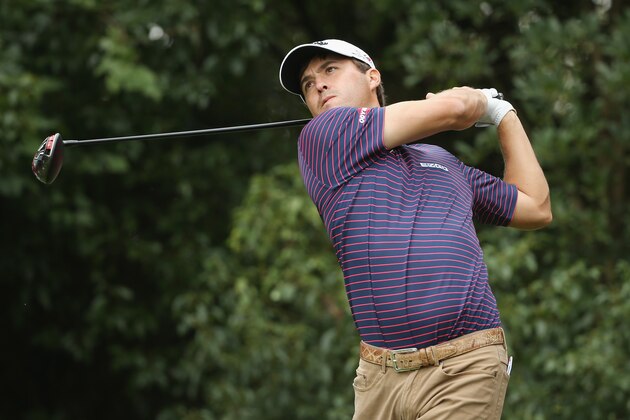 SHANGHAI, CHINA - NOVEMBER 06:  Kevin Kisner of the United States watches his tee shot on the second hole during the second round of the WGC - HSBC Champions at the Sheshan International Golf Club on November 6, 2015 in Shanghai, China.  (Photo by Scott Halleran/Getty Images)