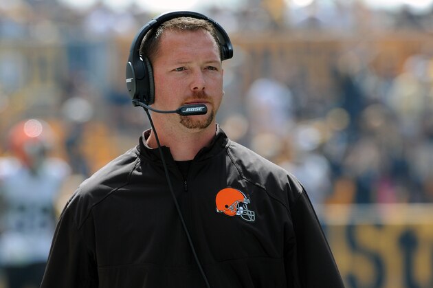 PITTSBURGH, PA - SEPTEMBER 7:  Defensive coordinator Jim O'Neil of the Cleveland Browns looks on from the sideline before a game against the Pittsburgh Steelers at Heinz Field on September 7, 2014 in Pittsburgh, Pennsylvania.  The Steelers defeated the Browns 30-27.  (Photo by George Gojkovich/Getty Images)
