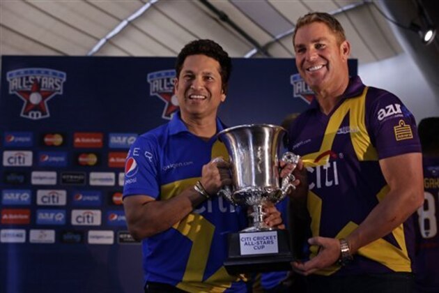 IMAGE DISTRIBUTED FOR CRICKET ALL STARS - Sachin Tendulkar, left, and Shane Warne in New York City during the Live Draw press conference on Thursday, Nov. 5, 2015 for the