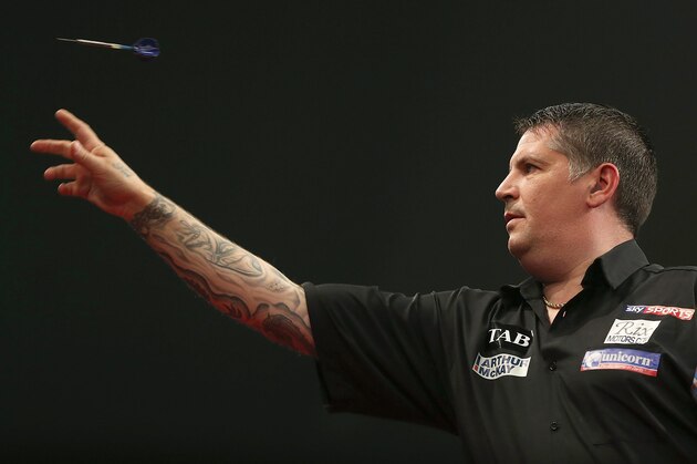 AUCKLAND, NEW ZEALAND - AUGUST 29:  Gary Anderson in action during the Auckland Darts Masters at The Trusts Arena on August 29, 2015 in Auckland, New Zealand.  (Photo by Michael Bradley/Getty Images)