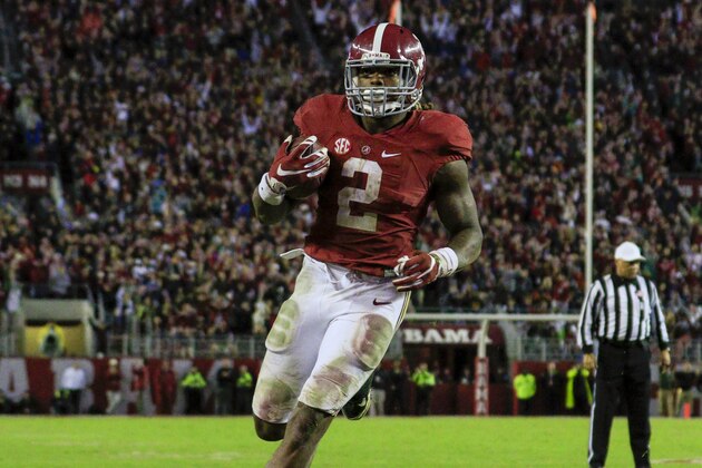 Nov 7, 2015; Tuscaloosa, AL, USA; Alabama Crimson Tide running back Derrick Henry (2) runs the ball for a touchdown during the third quarter against the LSU Tigers at Bryant-Denny Stadium. Mandatory Credit: Marvin Gentry-USA TODAY Sports