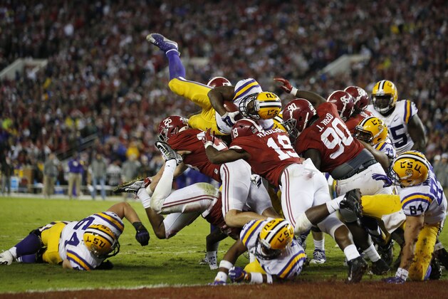 LSU running back Leonard Fournette (7) tries to reach the end zone as the Alabama defense holds at the line in the second half of an NCAA college football game Saturday, Nov. 7, 2015, in Tuscaloosa , Ala. (AP Photo/John Bazemore)