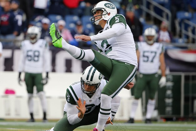 New York Jets kicker Nick Folk and holder Steve Weatherford watch a field goal against the New England Patriots during a NFL football game at Gillette Stadium in Foxborough, Mass. Sunday, Oct. 25, 2015. (Winslow Townson/AP Images for Panini) New York Jets kicker Nick Folk and holder Steve Weatherford watch a field goal against the New England Patriots during a NFL football game at Gillette Stadium in Foxborough, Mass. Sunday, Oct. 25, 2015. (Winslow Townson/AP Images for Panini)