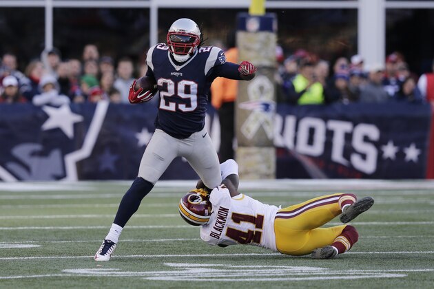 New England Patriots running back LeGarrette Blount (29) rushes during the second half of an NFL football game, Sunday, Nov. 8, 2015, in Foxborough, Mass. (AP Photo/Charles Krupa)