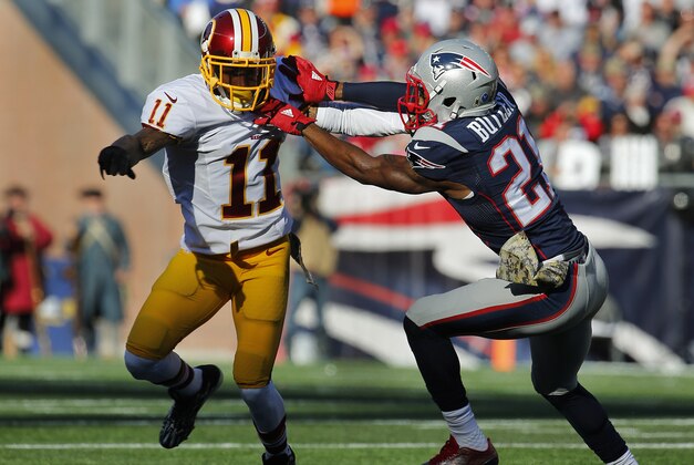 Washington Redskins wide receiver DeSean Jackson tries to break free from New England Patriots cornerback Malcolm Butler (21) during a NFL football game at Gillette Stadium in Foxborough, Mass. Sunday Nov. 8, 2015. (Winslow Townson/AP Images for Panini)