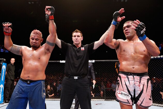BRISBANE, AUSTRALIA - DECEMBER 07:  [CAPTION] in their heavyweight fight during the UFC Fight Night event at the Brisbane Entertainment Centre on December 7, 2013 in Brisbane, Australia. (Photo by Josh Hedges/Zuffa LLC/Zuffa LLC via Getty Images)