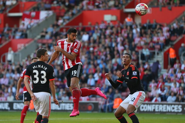 SOUTHAMPTON, ENGLAND - SEPTEMBER 20:  Graziano Pelle of Southampton scores a goal to make it 2-3 during the Barclays Premier League match at St Mary's stadium between Southampton and Manchester United on September 20, 2015 in Southampton, United Kingdom.  (Photo by Catherine Ivill - AMA/Getty Images)
