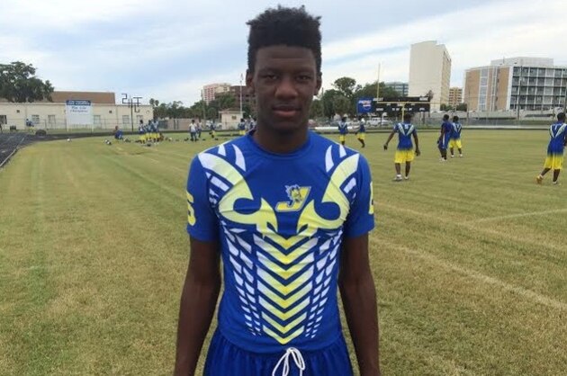 2018 wide receiver Jermaine Eskridge has announced a top 10 after decommitting from Kentucky. Eskridge was the Wildcats' only 2018 pledge.