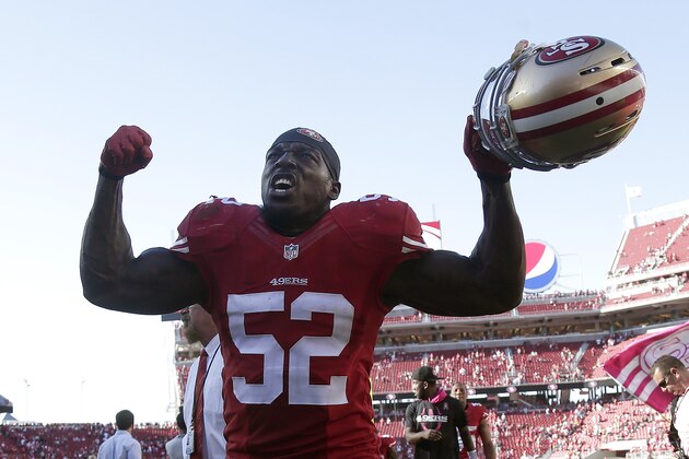 San Francisco 49ers linebacker Patrick Willis (52) celebrates after the 49ers beat the Kansas City Chiefs 22-17 in an NFL football game in Santa Clara, Calif., Sunday, Oct. 5, 2014. (AP Photo/Marcio Jose Sanchez)