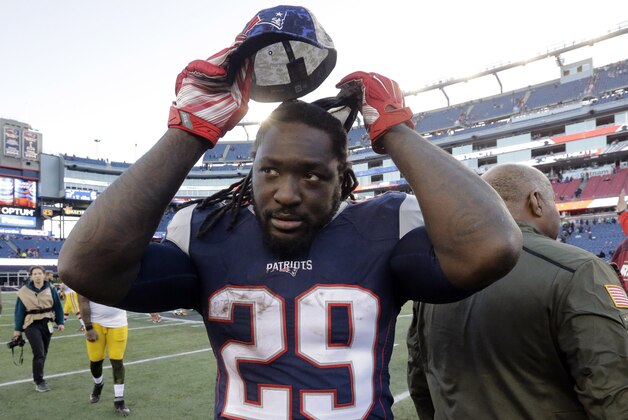 New England Patriots running back LeGarrette Blount leaves the field after the Patriots 27-10 win over the Washington Redskins in an NFL football game, Sunday, Nov. 8, 2015, in Foxborough, Mass. (AP Photo/Steven Senne)