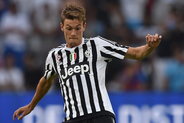 MARSEILLE, FRANCE - AUGUST 01:  Daniele Rugani of Juventus FC in action during the preseason friendly match between Olympique de Marseille and Juventus FC at Stade Velodrome on August 1, 2015 in Marseille, France.  (Photo by Valerio Pennicino/Getty Images)