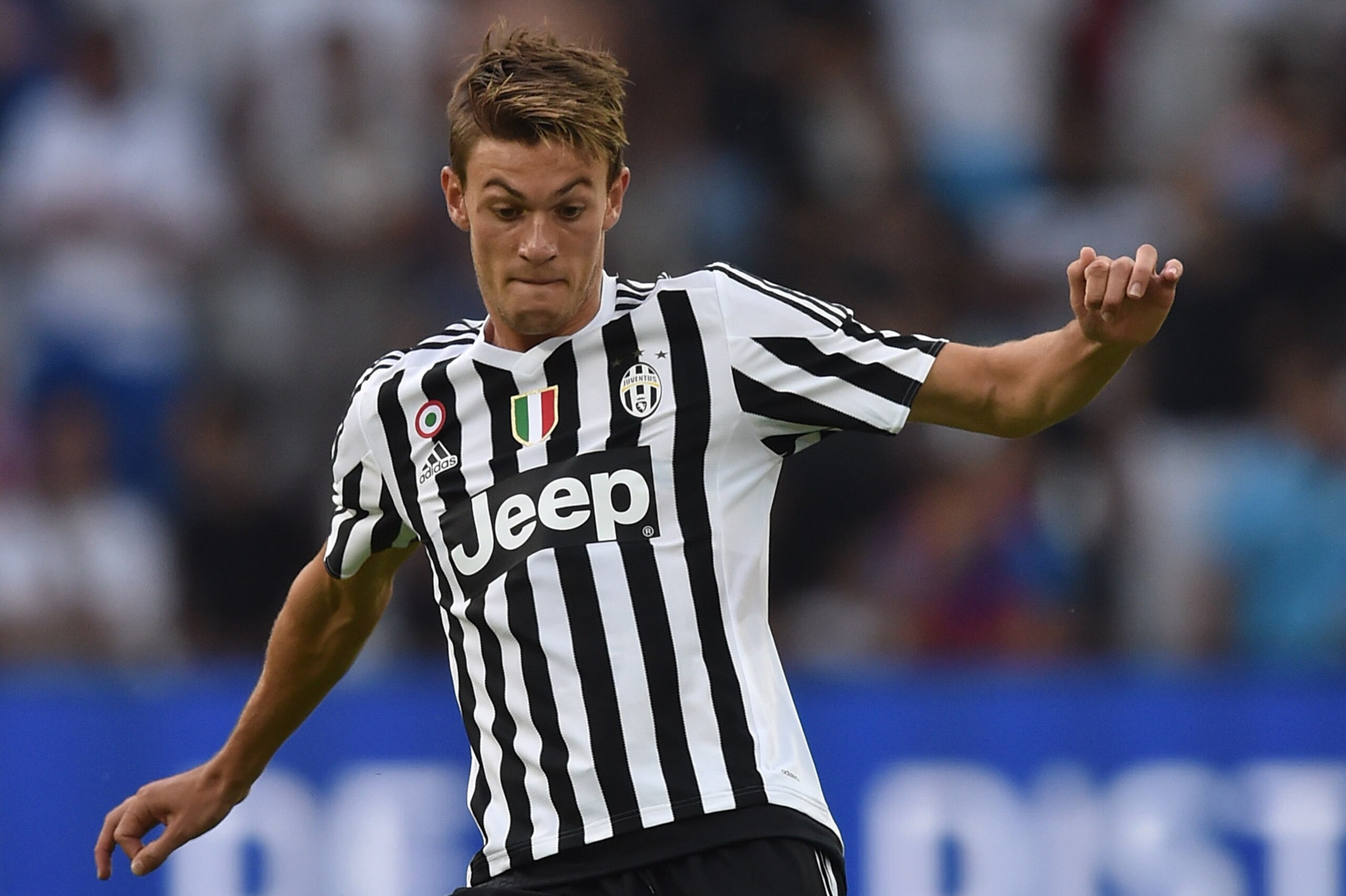 MARSEILLE, FRANCE - AUGUST 01:  Daniele Rugani of Juventus FC in action during the preseason friendly match between Olympique de Marseille and Juventus FC at Stade Velodrome on August 1, 2015 in Marseille, France.  (Photo by Valerio Pennicino/Getty Images)