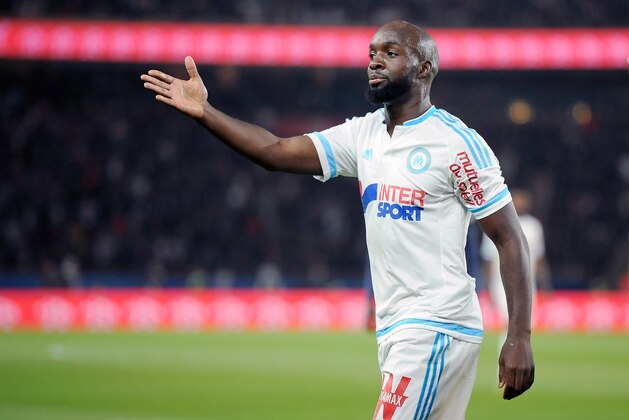 PARIS, FRANCE - OCTOBER 04:  Lassana Diarra of Olympique de Marseille reacts after an off side during the Ligue 1 game between Paris Saint-Germain and Olympique de Marseille at Parc des Princes on October 4, 2015 in Paris, France.  (Photo by Aurelien Meunier/Getty Images)