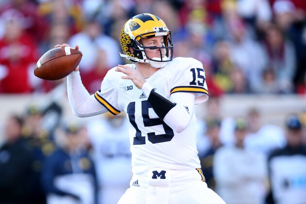 BLOOMINGTON, IN - NOVEMBER 14:  Jake Rudock #15 of the Michigan Wolverines throws  the ball against the Indiana Hoosiers at Memorial Stadium on November 14, 2015 in Bloomington, Indiana.  (Photo by Andy Lyons/Getty Images)