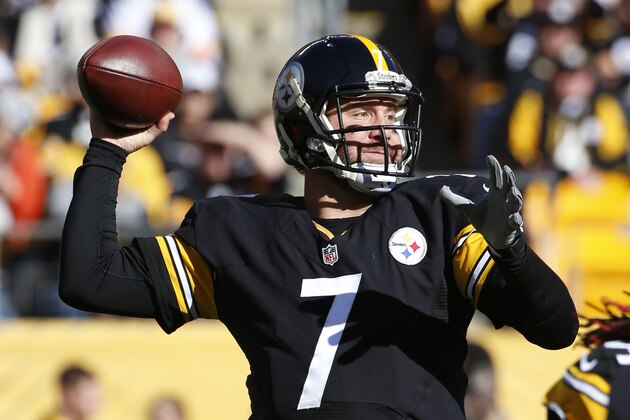 Pittsburgh Steelers quarterback Ben Roethlisberger (7) plays in the first quarter of an NFL football game against the Cleveland Browns, Sunday, Nov. 15, 2015, in Pittsburgh. (AP Photo/Gene J. Puskar)