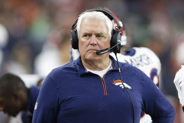 Aug 22, 2015; Houston, TX, USA; Denver Broncos defensive coordinator  Wade Phillips on the sidelines during the game against the Houston Texans at NRG Stadium. The Broncos beat the Texans 14-10. Mandatory Credit: Matthew Emmons-USA TODAY Sports