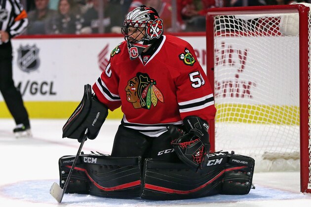 CHICAGO, IL - OCTOBER 24: Corey Crawford #50 of the Chicago Blackhawks follows the action against the Tampa Bay Lightning at the United Center on October 24, 2015 in Chicago, Illinois. The Blackhawks defeated the Lightning 1-0 in overtime. (Photo by Jonathan Daniel/Getty Images) CHICAGO, IL - OCTOBER 24: Corey Crawford #50 of the Chicago Blackhawks follows the action against the Tampa Bay Lightning at the United Center on October 24, 2015 in Chicago, Illinois. The Blackhawks defeated the Lightning 1-0 in overtime. (Photo by Jonathan Daniel/Getty Images)