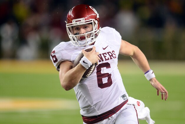 Nov 14, 2015; Waco, TX, USA; Oklahoma Sooners quarterback Baker Mayfield (6) runs with the ball against the Baylor Bears at McLane Stadium. Oklahoma won 44-34. Mandatory Credit: Joe Camporeale-USA TODAY Sports