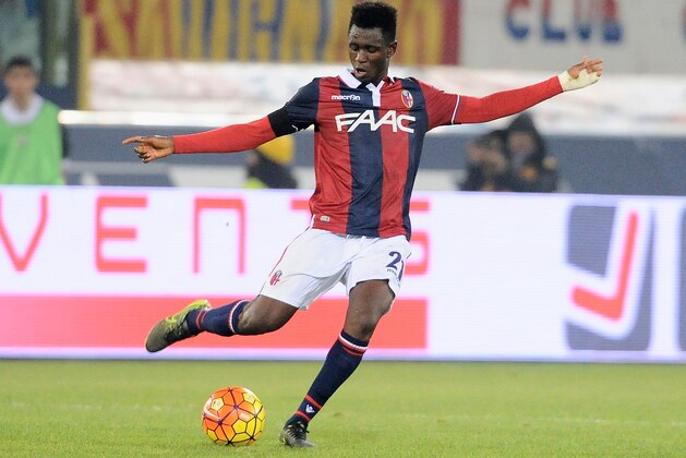 BOLOGNA, ITALY - OCTOBER 27:  Amadou Diawara # 21 of Bologna FC in action during the Serie A match between Bologna FC and FC Internazionale Milano at Stadio Renato Dall'Ara on October 27, 2015 in Bologna, Italy.  (Photo by Mario Carlini / Iguana Press/Getty Images)