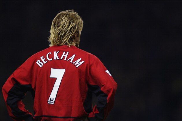 MANCHESTER - MARCH 5:  David Beckham of Manchester United during the FA Barclaycard Premiership match between Manchester United and Leeds United held on March 5, 2003 at Old Trafford, in Manchester, England. Manchester United won the match 2-1. (Photo by Clive Brunskill/Getty Images)