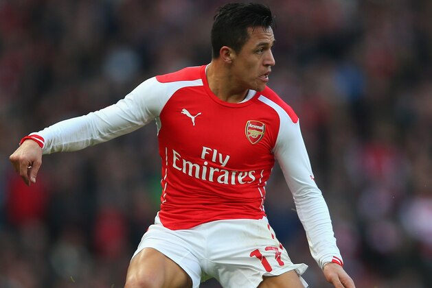 LONDON, ENGLAND - FEBRUARY 15:  Alexis Sanchez of Arsenal in action during the FA Cup Fifth Round match between Arsenal and Middlesbrough at Emirates Stadium on February 15, 2015 in London, England.  (Photo by Paul Gilham/Getty Images)