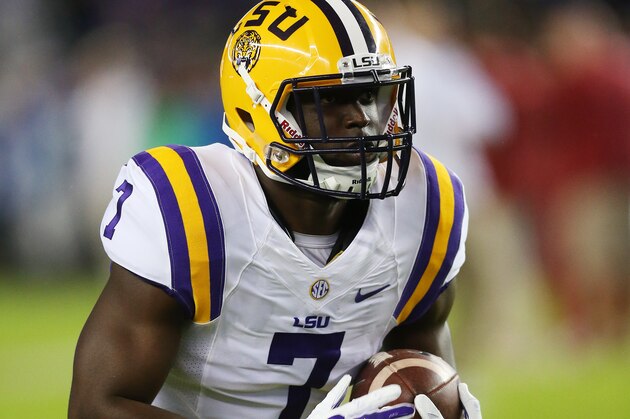 LSU running back Leonard Fournette (7) warms up before the start of an NCAA college football game against Alabama, Saturday, Nov. 7, 2015, in Tuscaloosa , Ala. (AP Photo/John Bazemore)