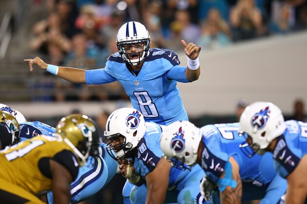 JACKSONVILLE, FL - NOVEMBER 19: Marcus Mariota #8 of the Tennessee Titans calls a play during the second quarter of the game against the Jacksonville Jaguars at EverBank Field on November 19, 2015 in Jacksonville, Florida.  (Photo by Rob Foldy/Getty Images)