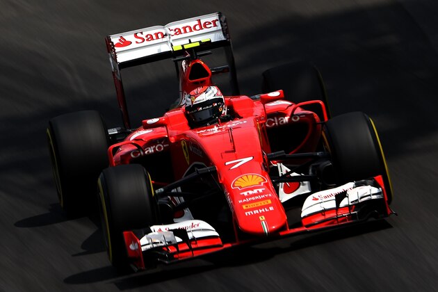 SAO PAULO, BRAZIL - NOVEMBER 14:  Kimi Raikkonen of Finland and Ferrari drives during qualifying for the Formula One Grand Prix of Brazil at Autodromo Jose Carlos Pace on November 14, 2015 in Sao Paulo, Brazil.  (Photo by Lars Baron/Getty Images)