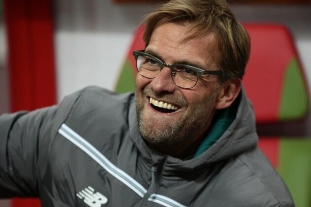 Liverpool’s coach Jurgen Klopp watches  a Europa League Group B soccer match between Rubin and Liverpool in Kazan, Russia, Thursday, Nov. 5, 2015. (AP Photo/Nikolai Alexandrov)