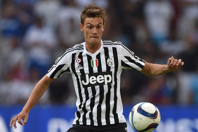 MARSEILLE, FRANCE - AUGUST 01:  Daniele Rugani of Juventus FC in action during the preseason friendly match between Olympique de Marseille and Juventus FC at Stade Velodrome on August 1, 2015 in Marseille, France.  (Photo by Valerio Pennicino/Getty Images)