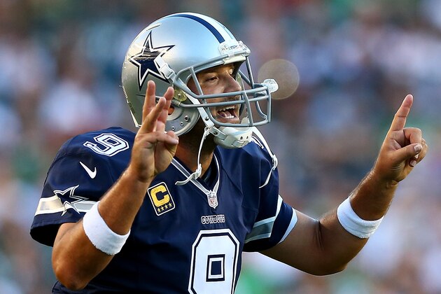 PHILADELPHIA, PA - SEPTEMBER 20:  Tony Romo #9 of the Dallas Cowboys calls out the play in the second quarter against the Philadelphia Eagles on September 20, 2014 at Lincoln Financial Field in Philadelphia, Pennsylvania.  (Photo by Elsa/Getty Images)