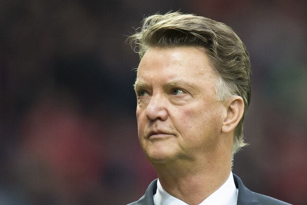 Manchester United's manager Louis van Gaal takes to the touchline before the English Premier League soccer match between Manchester United and West Bromwich Albion at Old Trafford Stadium, Manchester, England, Saturday, Nov. 7, 2015. (AP Photo/Jon Super)