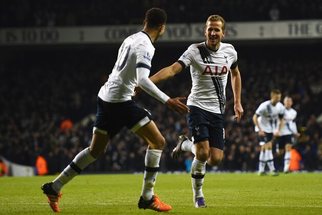 LONDON, ENGLAND - NOVEMBER 22:  Harry Kane of Tottenham Hotspur celebrates scoring his teams third goal during the Barclays Premier League match between Tottenham Hotspur and West Ham United at White Hart Lane on November 22, 2015 in London, England.  (Photo by Shaun Botterill/Getty Images)