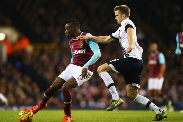 LONDON, ENGLAND - NOVEMBER 22:  Diafra Sakho of West Ham United is challenged by Eric Dier of Tottenham Hotspur during the Barclays Premier League match between Tottenham Hotspur and West Ham United at White Hart Lane on November 22, 2015 in London, England.  (Photo by Clive Rose/Getty Images)