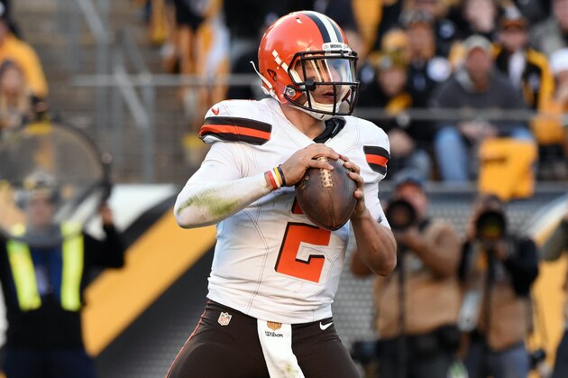 PITTSBURGH, PA - NOVEMBER 15:  Quarterback Johnny Manziel #2 of the Cleveland Browns looks to pass during a game against the Pittsburgh Steelers at Heinz Field on November 15, 2015 in Pittsburgh, Pennsylvania.  The Steelers defeated the Browns 30-9. (Photo by George Gojkovich/Getty Images)