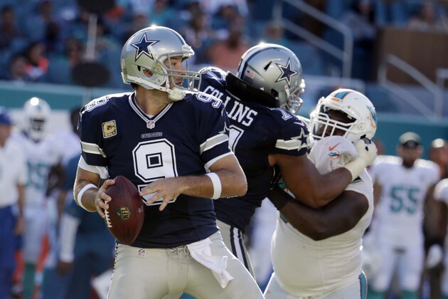 Dallas Cowboys quarterback Tony Romo (9) looks to pass during the second half of an NFL football game against the Miami Dolphins, Sunday, Nov. 22, 2015, in Miami Gardens, Fla.  (AP Photo/Lynne Sladky)