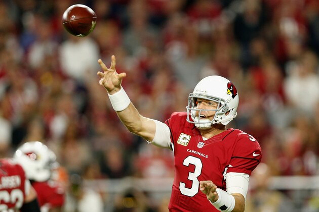 GLENDALE, AZ - NOVEMBER 22:  Quarterback Carson Palmer #3 of the Arizona Cardinals throws a pass during the first quarter of the NFL game against the Cincinnati Bengals at the University of Phoenix Stadium on November 22, 2015 in Glendale, Arizona.  (Photo by Christian Petersen/Getty Images)