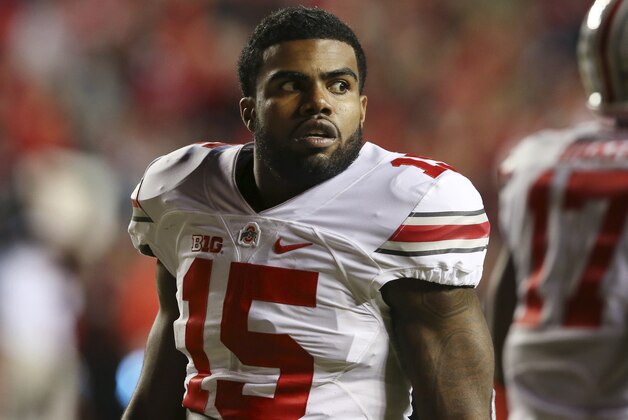 Ohio State running back Ezekiel Elliott (15) walks on the field during an NCAA college football game against Rutgers Saturday, Oct. 24, 2015, in Piscataway, N.J. (AP Photo/Mel Evans)