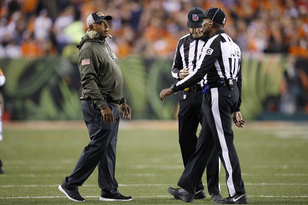 CINCINNATI, OH - NOVEMBER 5: Head coach Marvin Lewis of the Cincinnati Bengals consults with officials during a game against the Cleveland Browns at Paul Brown Stadium on November 5, 2015 in Cincinnati, Ohio. The Bengals defeated the Browns 31-10. (Photo by Joe Robbins/Getty Images)