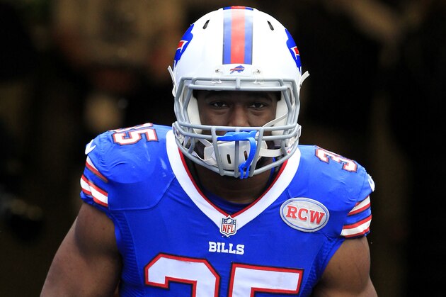 Buffalo Bills running back Bryce Brown takes the field to warm up prior to an NFL football game against the Cleveland Browns, Sunday, Nov. 30, 2014, in Orchard Park, N.J. (AP Photo/Bill Wippert)