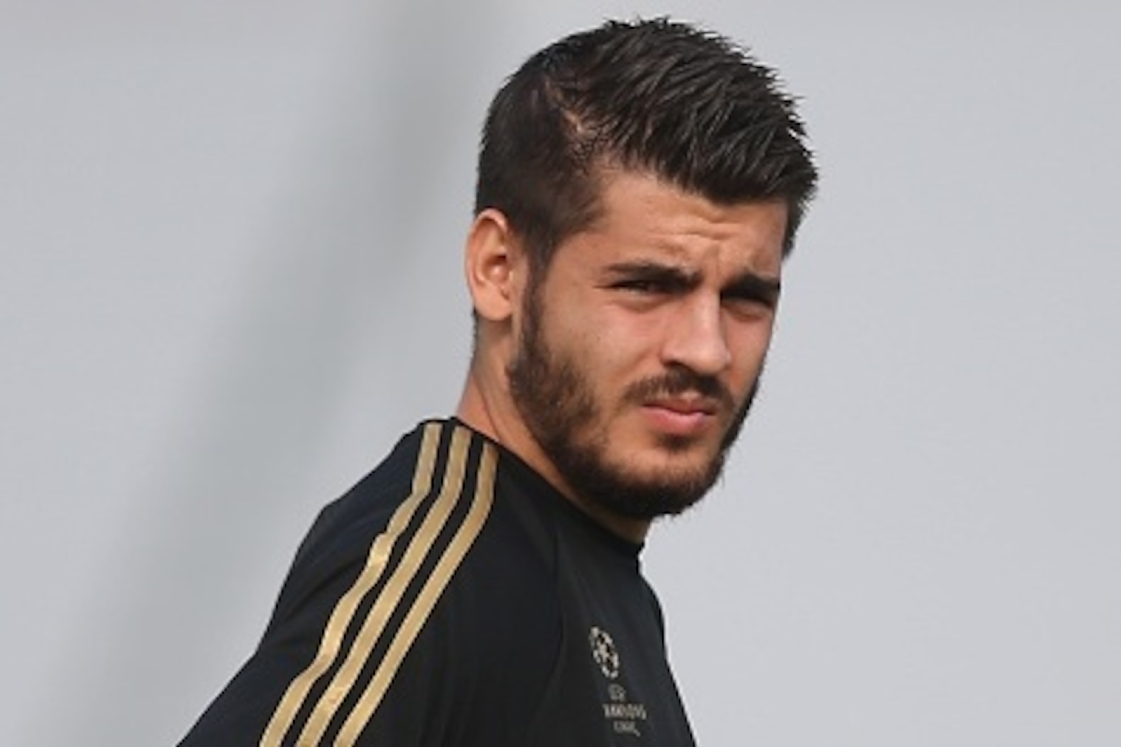 Juventus' forward Alvaro Morata from Spain takes part in a training session on the eve of the UEFA Champions League football match Juventus Vs Borussia Moenchengladbach on October 20, 2015 at the 'Juventus Training Center' in Vinovo, near Turin. AFP PHOTO / MARCO BERTORELLO (Photo credit should read MARCO BERTORELLO/AFP/Getty Images) Juventus' forward Alvaro Morata from Spain takes part in a training session on the eve of the UEFA Champions League football match Juventus Vs Borussia Moenchengladbach on October 20, 2015 at the 'Juventus Training Center' in Vinovo, near Turin. AFP PHOTO / MARCO BERTORELLO (Photo credit should read MARCO BERTORELLO/AFP/Getty Images)