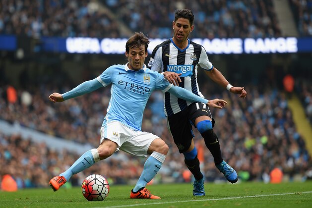 MANCHESTER, ENGLAND - OCTOBER 03: David Silva of Manchester City in action with Ayoze Perez of Newcastle United during the Barclays Premier League match between Manchester City and Newcastle United at Etihad Stadium on October 3, 2015 in Manchester, United Kingdom. (Photo by Michael Regan/Getty Images) MANCHESTER, ENGLAND - OCTOBER 03: David Silva of Manchester City in action with Ayoze Perez of Newcastle United during the Barclays Premier League match between Manchester City and Newcastle United at Etihad Stadium on October 3, 2015 in Manchester, United Kingdom. (Photo by Michael Regan/Getty Images)