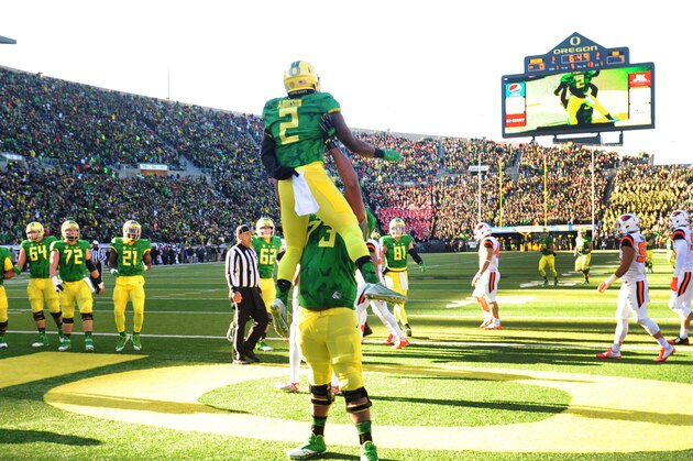 EUGENE, OR - NOVEMBER 27: Wide receiver Bralon Addison #2 of the Oregon Ducks celebrates after scoring a touchdown during the first quarter of the game against the Oregon State Beavers at Autzen Stadium on November 27, 2015 in Eugene, Oregon. (Photo by Steve Dykes/Getty Images) EUGENE, OR - NOVEMBER 27: Wide receiver Bralon Addison #2 of the Oregon Ducks celebrates after scoring a touchdown during the first quarter of the game against the Oregon State Beavers at Autzen Stadium on November 27, 2015 in Eugene, Oregon. (Photo by Steve Dykes/Getty Images)