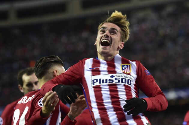 Atletico Madrid's French forward Antoine Griezmann celebrates a goal during the UEFA Champions League Group C football match Club Atletico de Madrid vs Galatasaray AS at the Vicente Calderon stadium in Madrid on November 25, 2015.   AFP PHOTO/ JAVIER SORIANO / AFP / JAVIER SORIANO        (Photo credit should read JAVIER SORIANO/AFP/Getty Images)